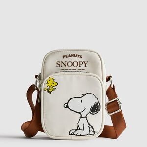 Peanuts Snoopy White and Brown Crossbody Bag